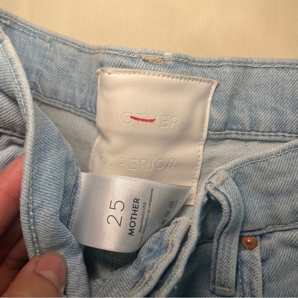 MOTHER- The Scrapper Cuff Ankle Fray Light Wash Lonely Hearts Club Size 25 - Picture 9 of 10